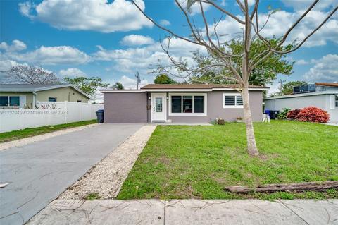 6771 Liberty St, Hollywood, FL 33024