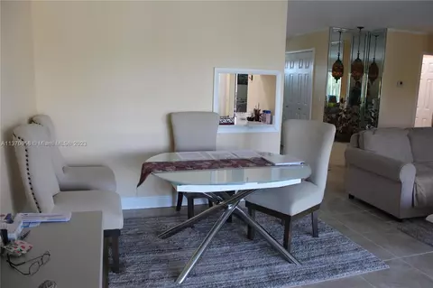 1425 Atlantic Shores Blvd #401, Hallandale Beach, FL 33009