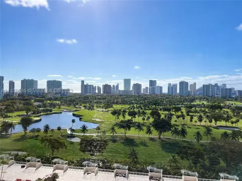 20301 W Country Club Dr #1527, Aventura, FL 33180