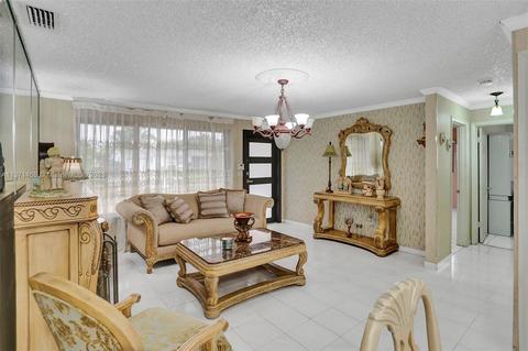 1720 W 79th St, Hialeah, FL 33014 photo 10
