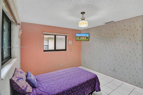 1720 W 79th St, Hialeah, FL 33014 photo 36