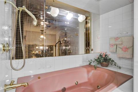 1720 W 79th St, Hialeah, FL 33014 photo 23