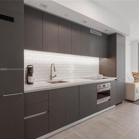 227 NE 2nd St #2408, Miami, FL 33132