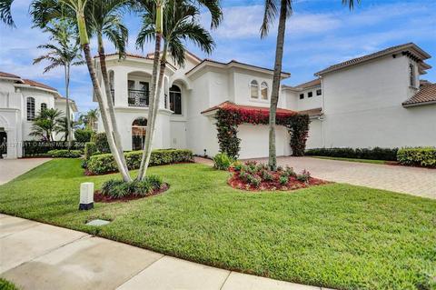 8053 Valhalla Dr, Delray Beach, FL 33446