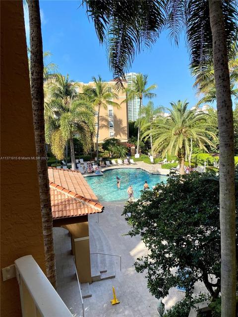 19701 E Country Club Dr #5302, Aventura, FL 33180