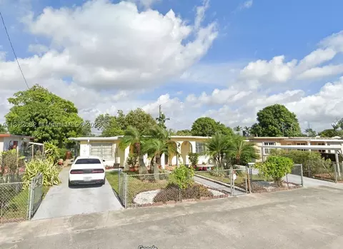 701 E 14th St, Hialeah, FL 33010 photo 1
