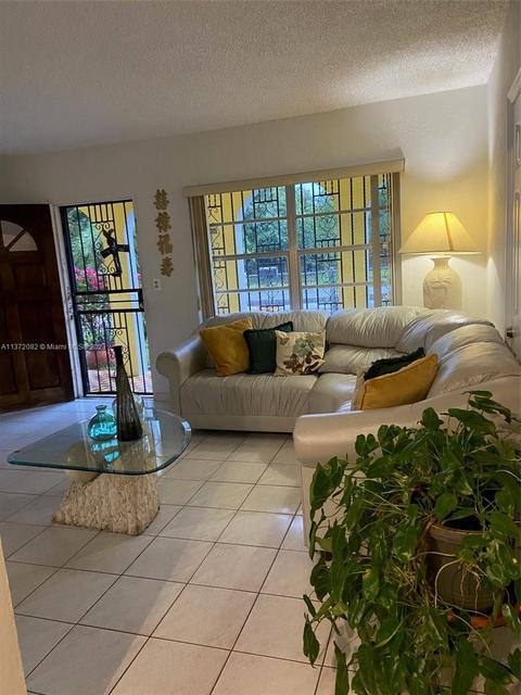 701 E 14th St, Hialeah, FL 33010 photo 4