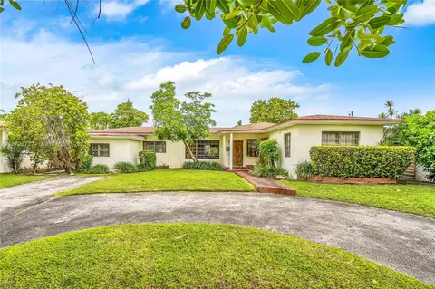 275 Fairway Dr, Miami Beach, FL 33141