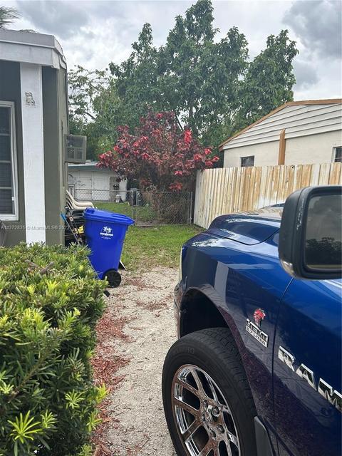 6412 SW 22nd St, Miramar, FL 33023