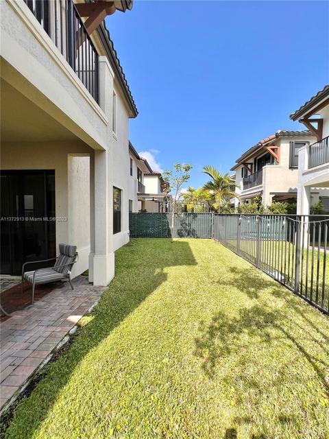 3325 W 97th St, Hialeah, FL 33018 photo 23