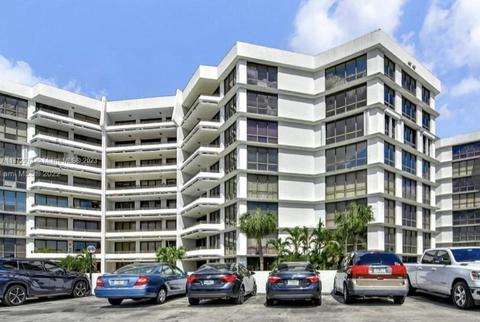 13953 Kendale Lakes Cir #807B, Miami, FL 33183