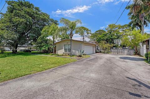 120 E Palm Dr, Margate, FL 33063 photo 5