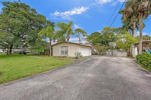 120 E Palm Dr, Margate, FL 33063 photo 4