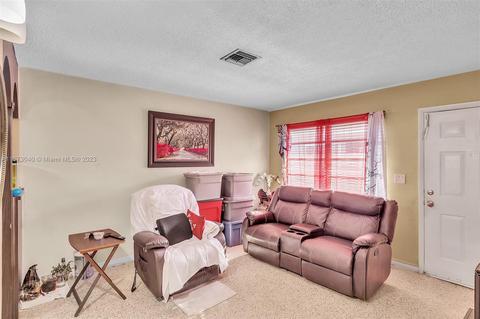 896 E 22nd St, Hialeah, FL 33013 photo 13