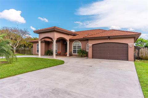 17064 SW 215th Ter, Miami, FL 33187