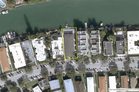 1995 Calais Dr, Miami Beach, FL 33141