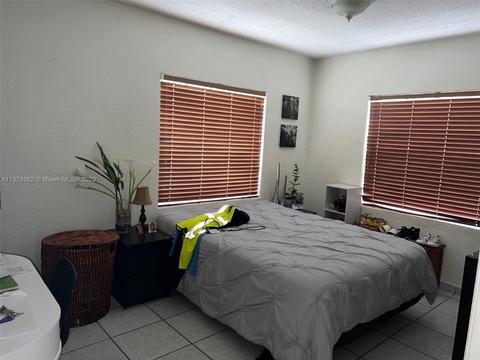 670 E 57th St, Hialeah, FL 33013 photo 7
