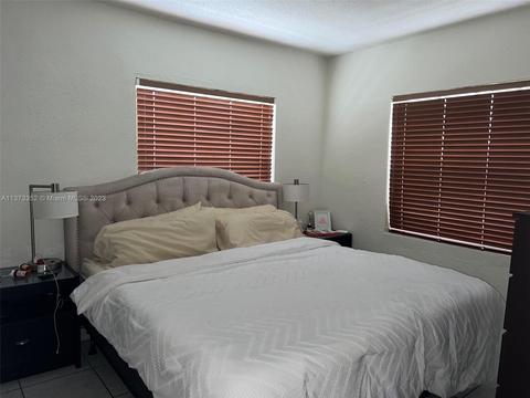 670 E 57th St, Hialeah, FL 33013 photo 16