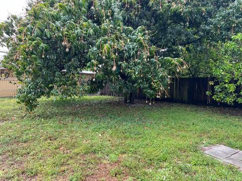 670 E 57th St, Hialeah, FL 33013 photo 5