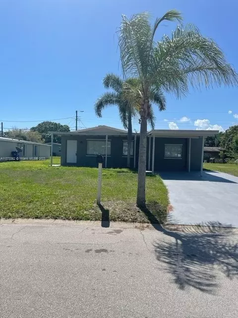 3975 46th Pl, Vero Beach, FL 32967