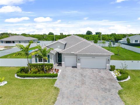 16065 SW 277th St, Naranja, FL 33032