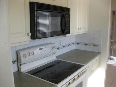 7001 SE Lillian Ct, Stuart, FL 34997 photo 4