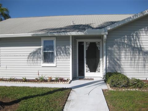 7001 SE Lillian Ct, Stuart, FL 34997
