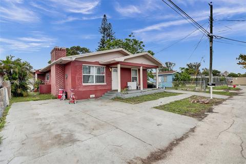 645 NW 14th Ter, Fort Lauderdale, FL 33311