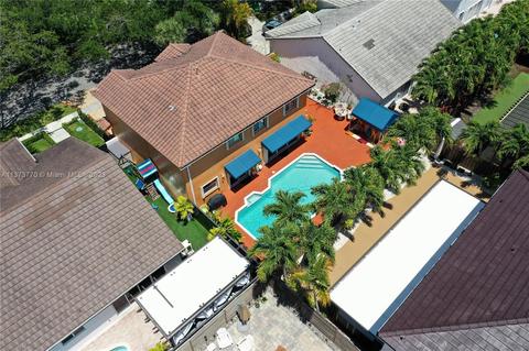 18751 NW 89th Pl, Hialeah, FL 33018 photo 27