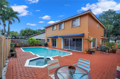 18751 NW 89th Pl, Hialeah, FL 33018 photo 21