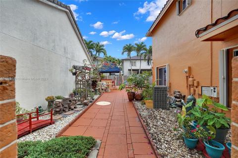 18751 NW 89th Pl, Hialeah, FL 33018 photo 26