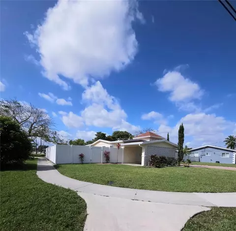 4700 NW 11th St, Lauderhill, FL 33313