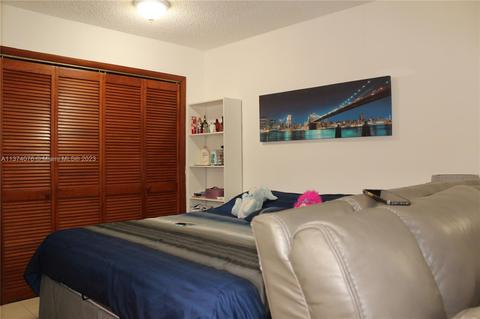 520 E 29th St, Hialeah, FL 33013 photo 41