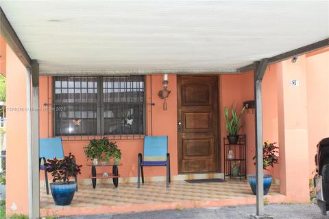 520 E 29th St, Hialeah, FL 33013 photo 2