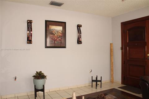 520 E 29th St, Hialeah, FL 33013 photo 32