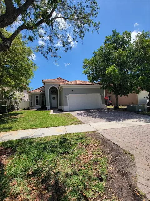 1785 NE 37th Ave, Homestead, FL 33033