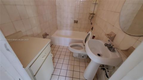 662 SE 6th Pl, Hialeah, FL 33010 photo 26