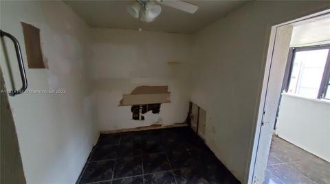 662 SE 6th Pl, Hialeah, FL 33010 photo 16