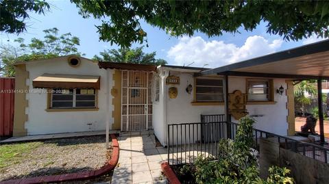 662 SE 6th Pl, Hialeah, FL 33010
