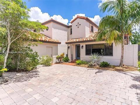 12410 SW 95th Ter, Miami, FL 33186