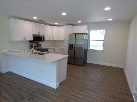 1008 SW 2nd St, Okeechobee, FL 34974 photo 2
