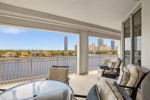 19925 NE 39th Pl #502, Aventura, FL 33180
