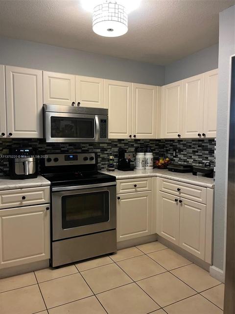 8117 W 36th Ave #7, Hialeah, FL 33018 photo 1