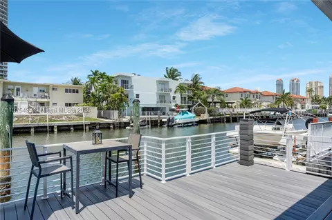 3831 NE 170th St #B-4, North Miami Beach, FL 33160