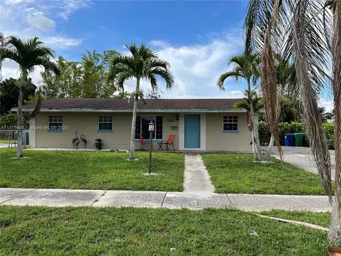 4424 NW 202nd St, Miami Gardens, FL 33055
