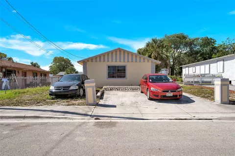 1141 W 35th St, Riviera Beach, FL 33404