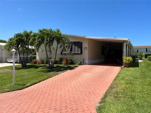 7714 SE Saratoga Dr, Hobe Sound, FL 33455