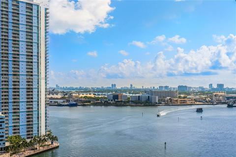 901 Brickell Key Blvd #1905, Miami, FL 33131
