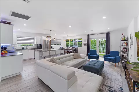 809 Milan Ave, Coral Gables, FL 33134