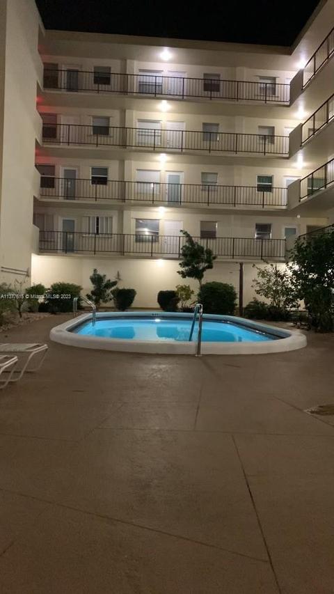 1750 Jefferson St #406, Hollywood, FL 33020